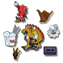 ILI BULLIES LAPEL PIN3