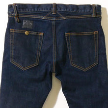 SKINNY JEAN REDLINE