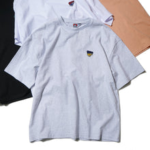 BEN DAVIS【CAR EMBRO TEE】カー刺繍Tシャツ