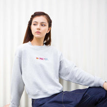 【SWEAT SHIRTS】刺繍ロゴクルースウェット/ショートワイド