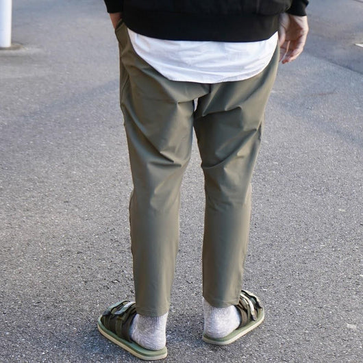 【4WAY NYLON CROPPED PANTS】4ウェイナイロンクロップドパンツ