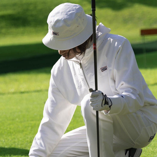BENCH AT THE GREENE GOLF / HAT