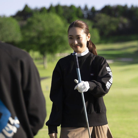 BENCH AT THE GREENE GOLF / プリントスウェットシャツ（レディース）