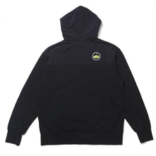 BENCH AT THE GREENE GOLF / ナイロン切替フーディ