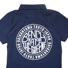 BENCH AT THE GREENE GOLF / レディースゴルフシャツ