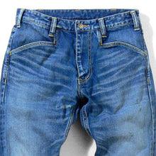 HEY STRAIGHT ［aka-mimi］ 5YRS